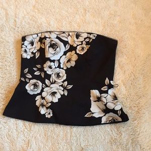 White House Black Market Bouistieu